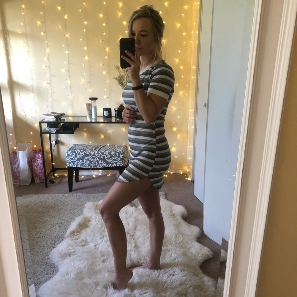 👗Charlotte Rouse Stripped Short Sleeve Dress